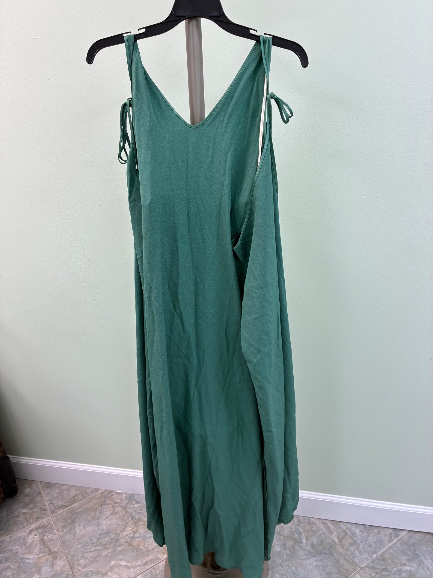 Alysi Green Wrap Dress Size 8